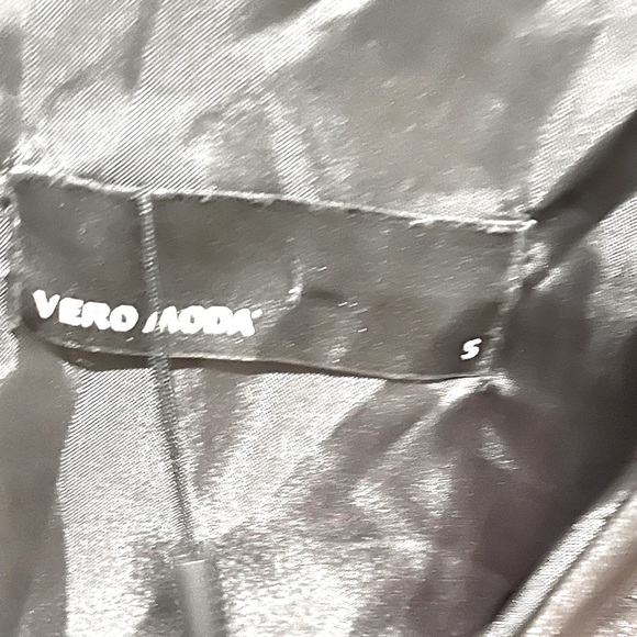 Vero Moda Dress - Picture 6 of 10